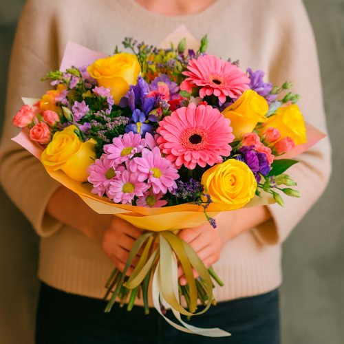 Флористический букет «Сиреневый рассвет»